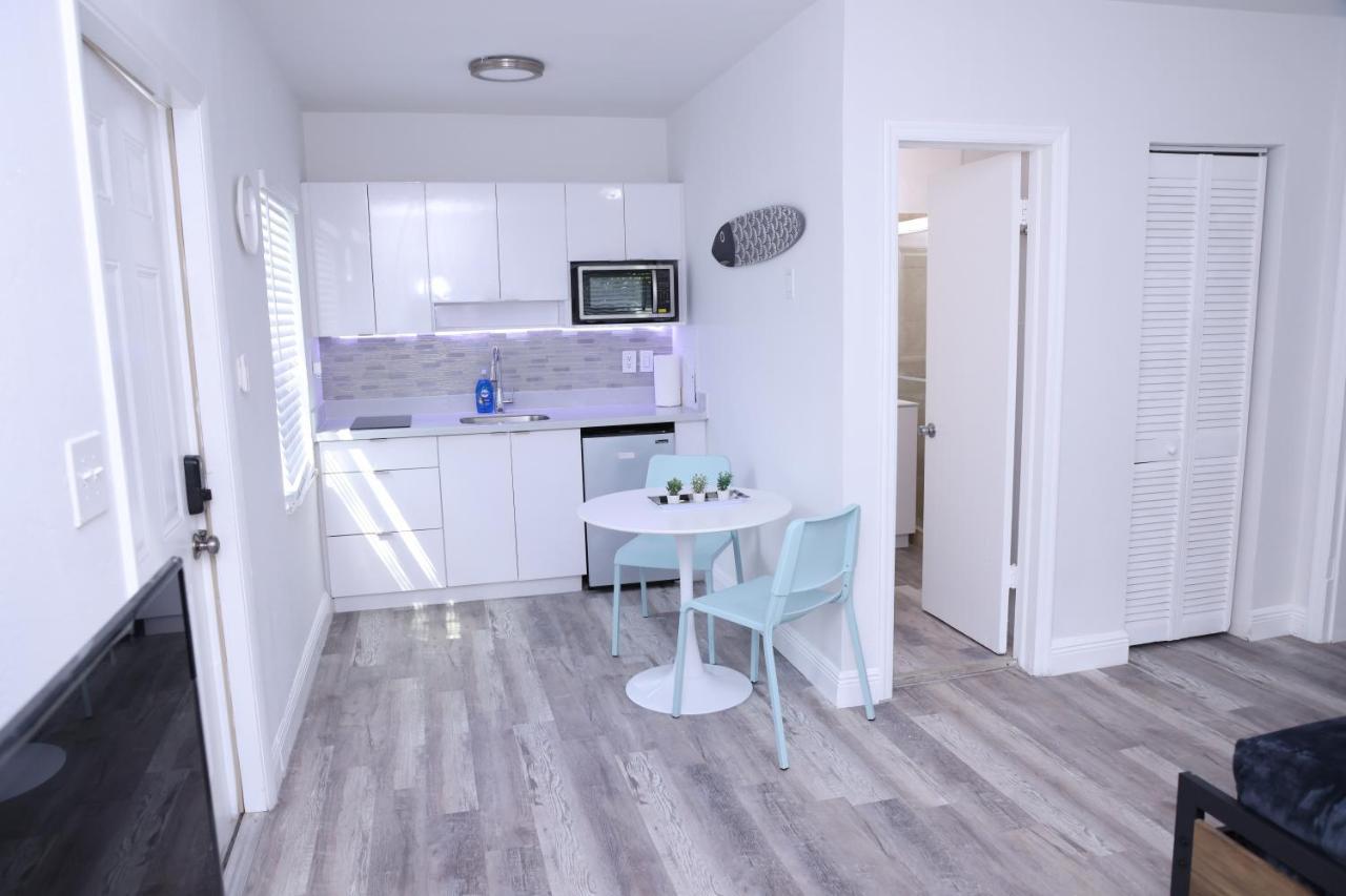 Douglas Rd Apartments ไมอามี ภายนอก รูปภาพ