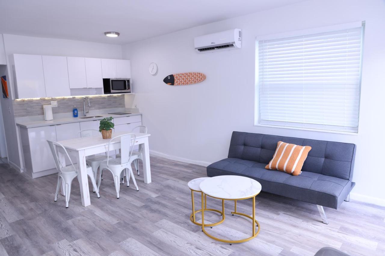 Douglas Rd Apartments ไมอามี ภายนอก รูปภาพ