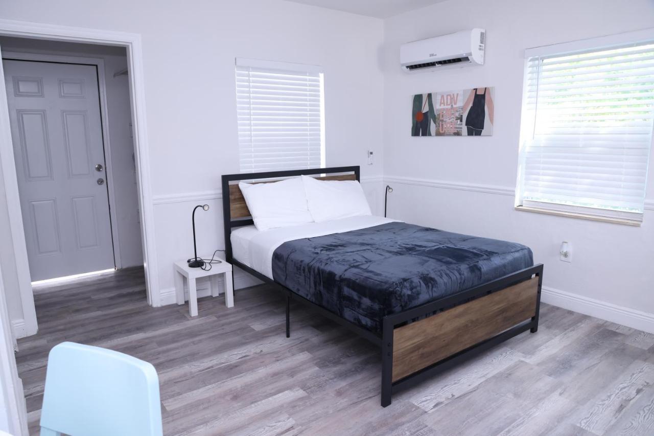 Douglas Rd Apartments ไมอามี ภายนอก รูปภาพ
