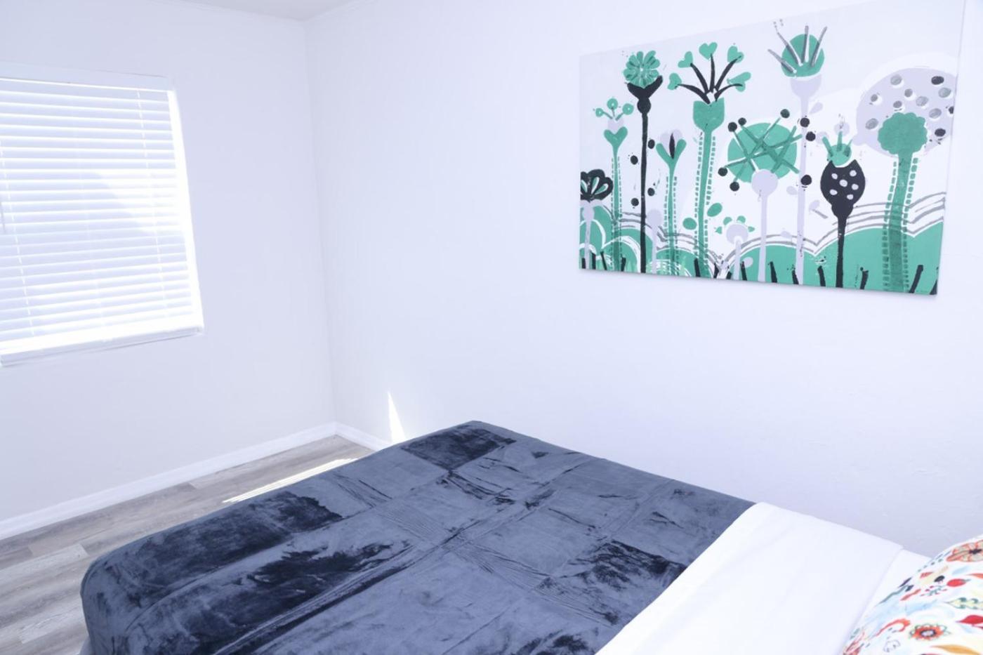 Douglas Rd Apartments ไมอามี ภายนอก รูปภาพ